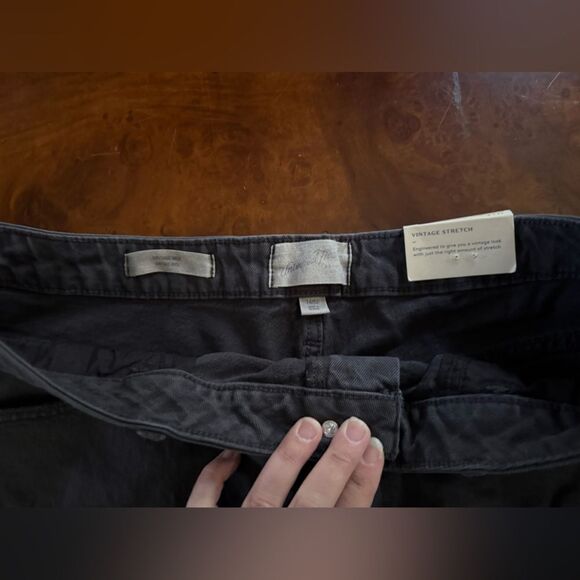 UNIVERSAL THREAD Women's Black Vintage Stretch Cut-Off Midi Jean Shorts NWT 14 - Picture 4 of 7